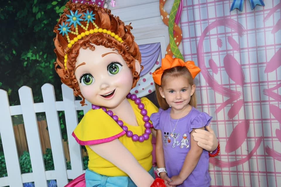 Mummy Characters Appliqué Girl Shirt