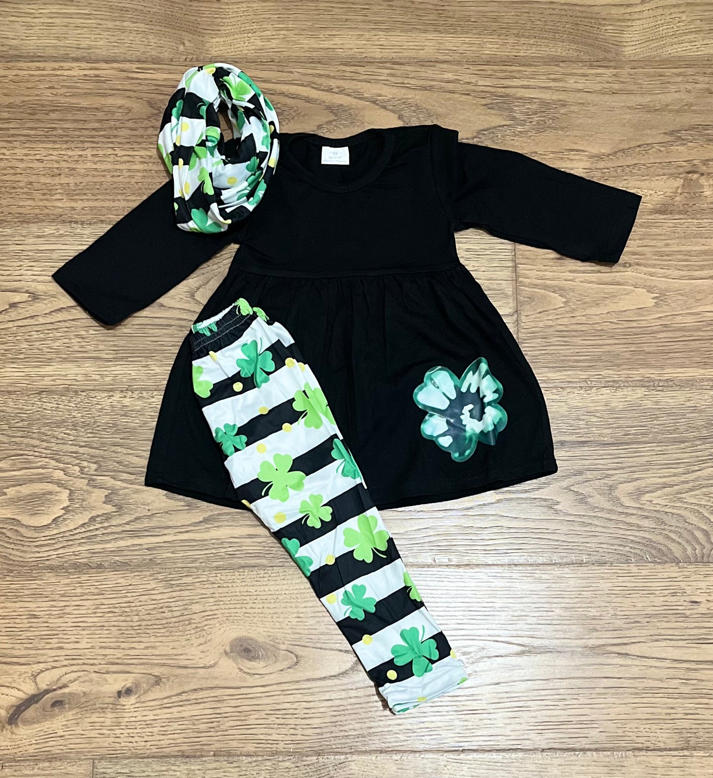 Clover Legging Set (includes scarf)