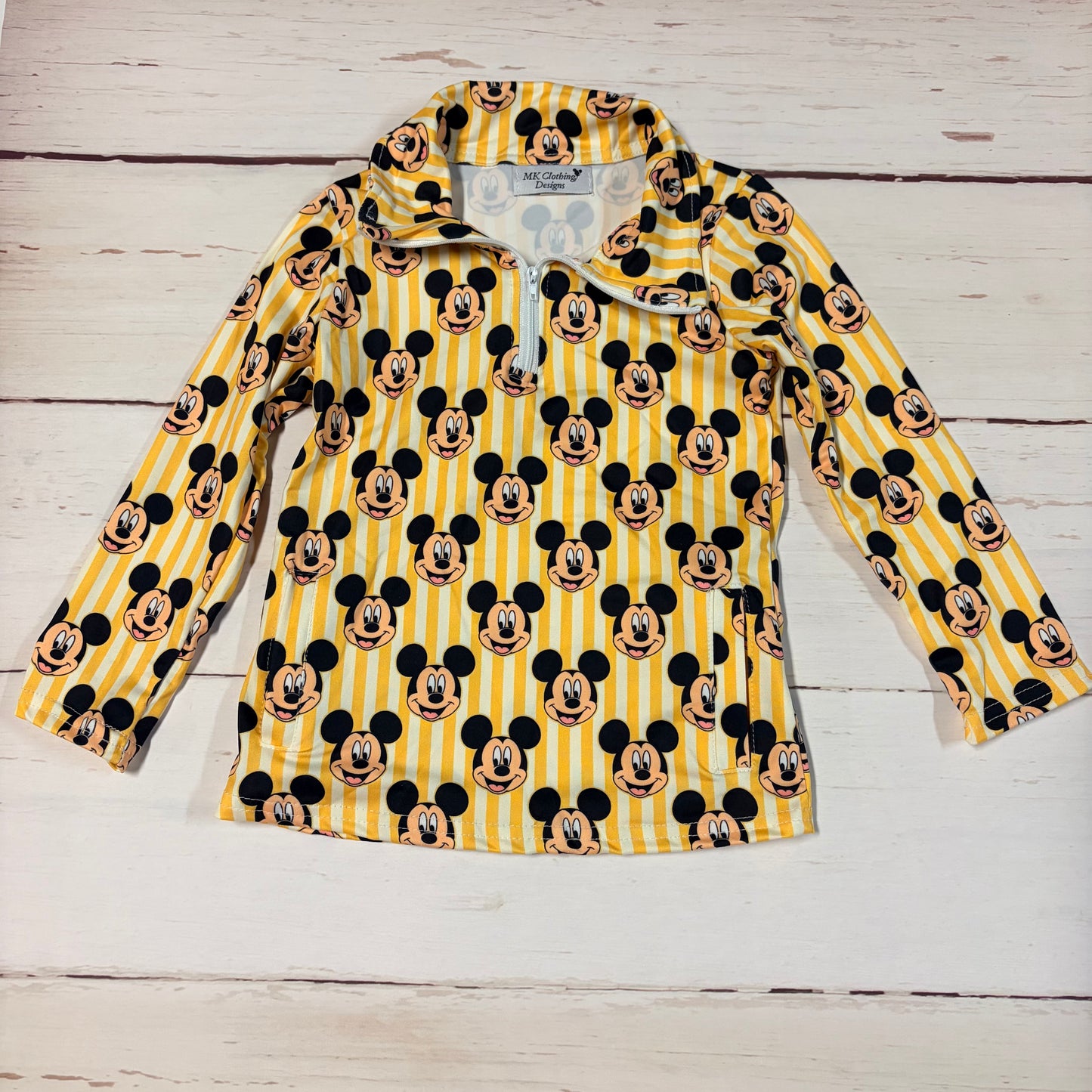 Mouse Pullover