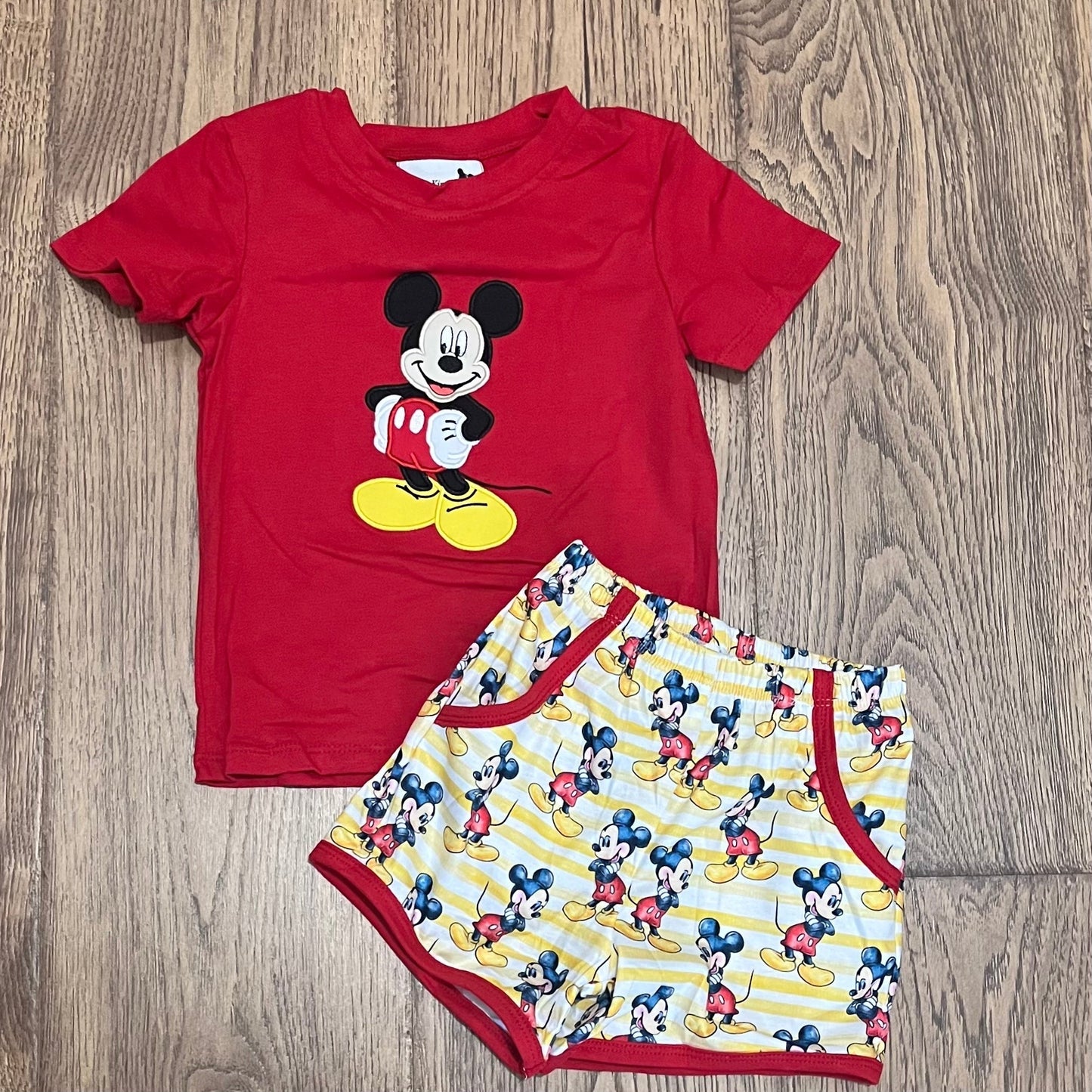 Red Mouse Appliqué Boy Set